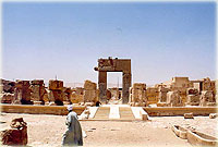 Heutiges Eingangsportal des Tempels